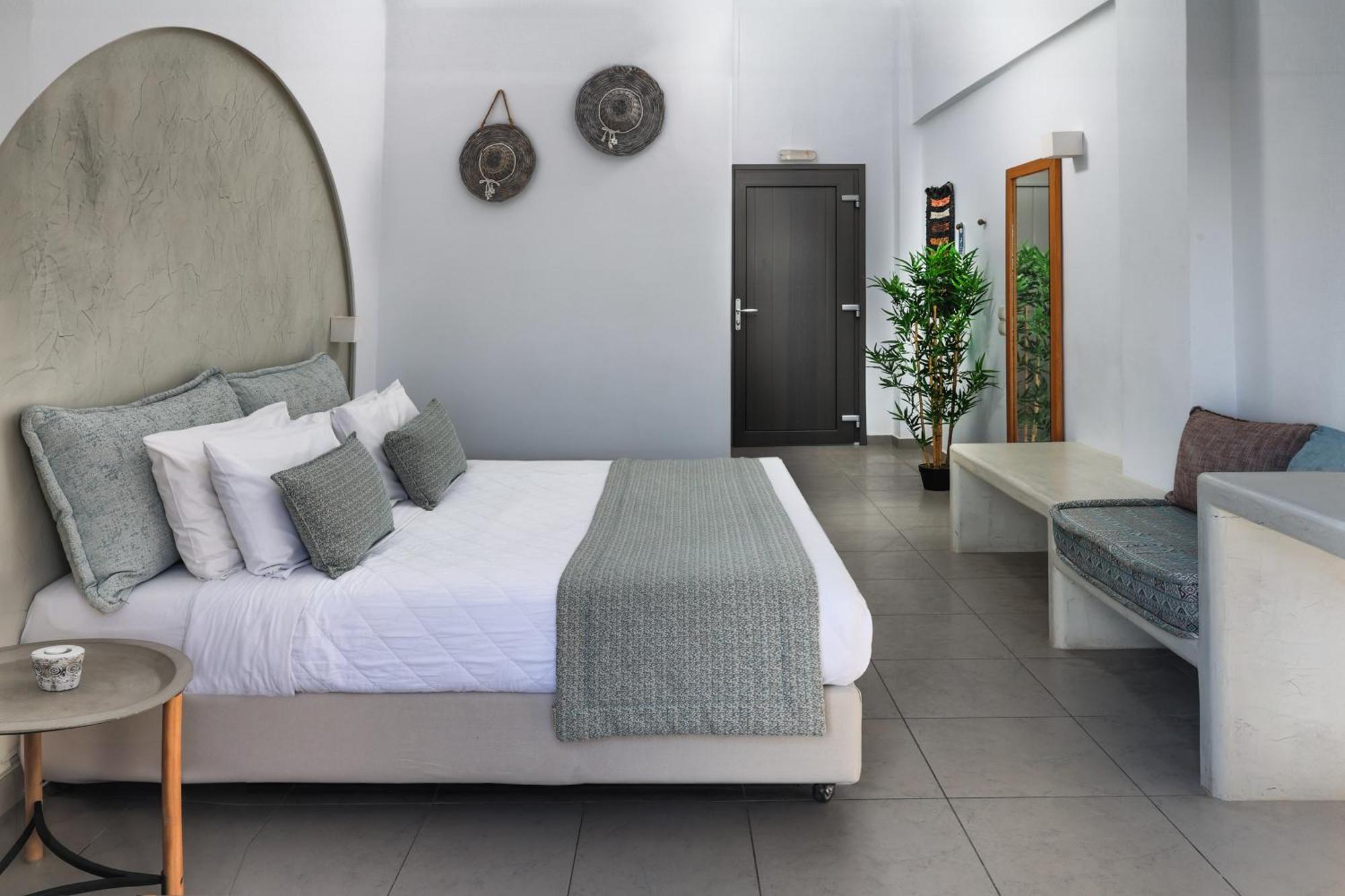 Amity Suites - Adults Only Fira  Ngoại thất bức ảnh